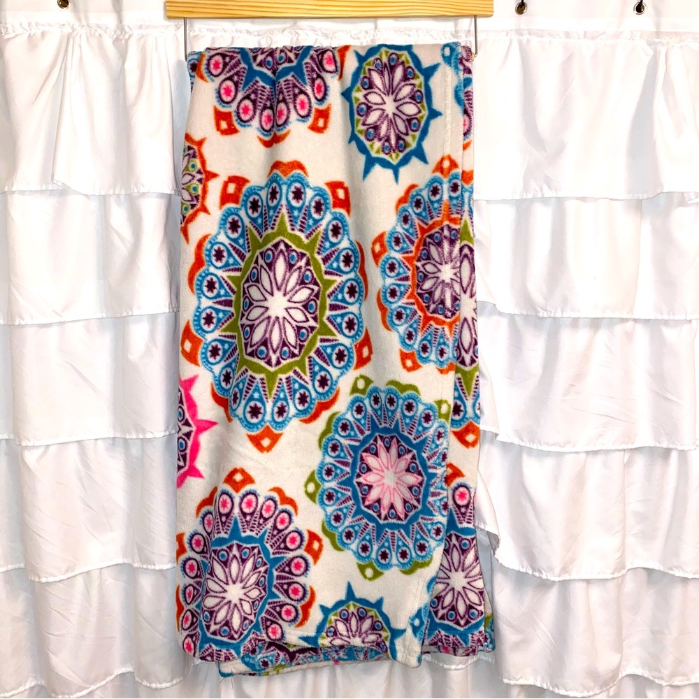 Throw Blanket | MultiColor | 47 in x 67 in